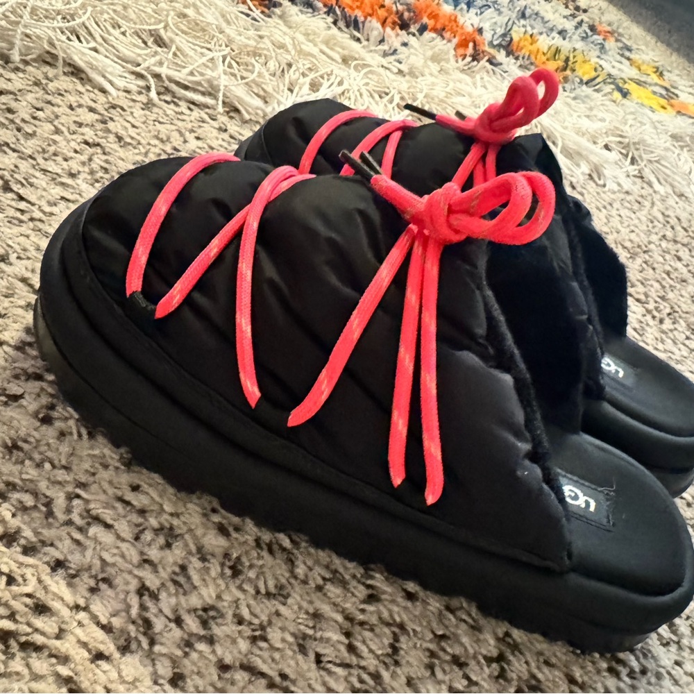 UGG Spacesliders